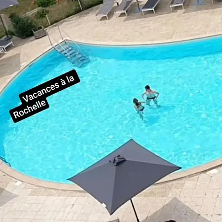 Joli Studio 100M De La Plage Et Du Port * La Rochelle