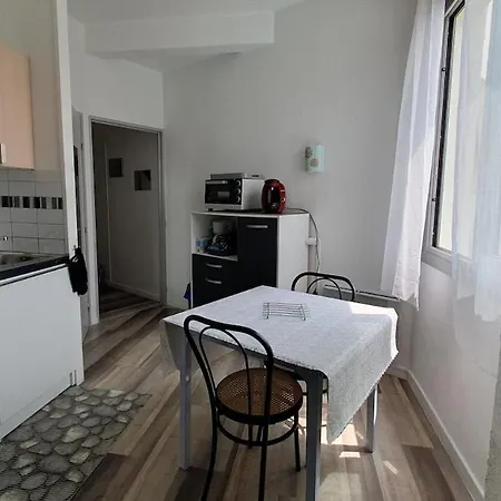 Apartment Joli Studio 100M De La Plage Et Du Port La Rochelle (Charente-Maritime)